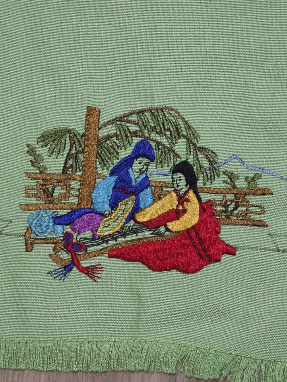 Vintage Handmade Green Linen Tablerunner Embroidered Asian Figures Weaving